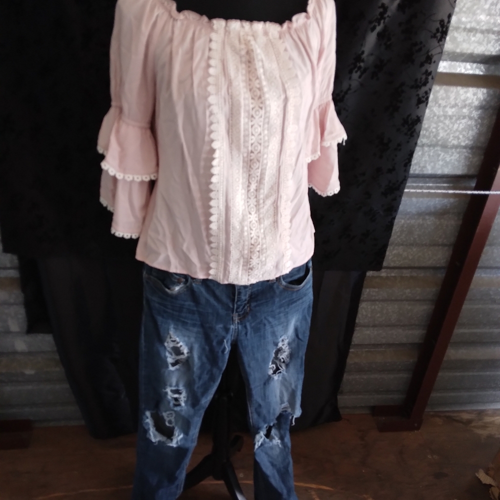 Outfit: Blouse and Jeans